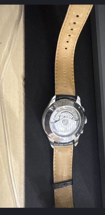 Часы Baume & Mercier Clifton Chronograph