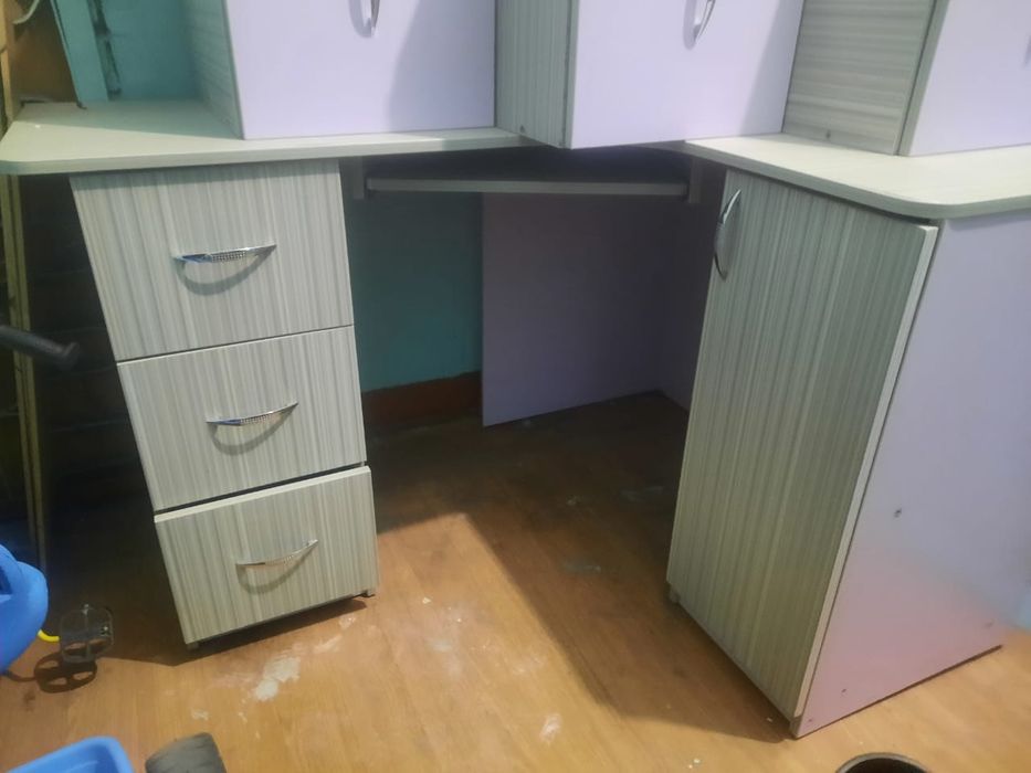 Рабочий стол. Продам срочно