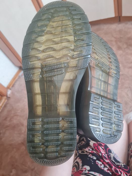 Продам срочно! Ботиночки женские!