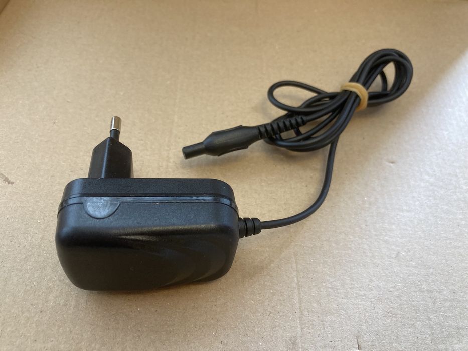 Incarcator 15v Adaptor 15v. Ac Dc 15v