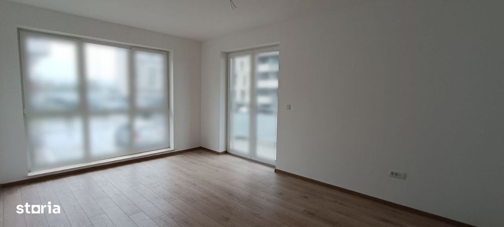 Spatiu comercial Maurer 58 mp + doua terase + parcare