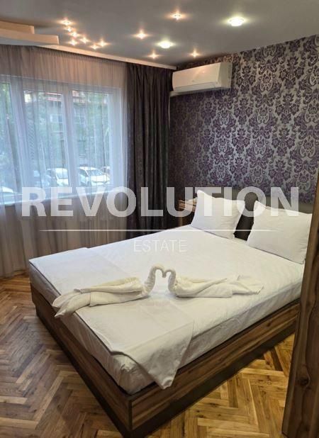 Тристаен апартамент в района на ХЕИ!