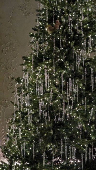 Бусы и капли для декора и украшения елки