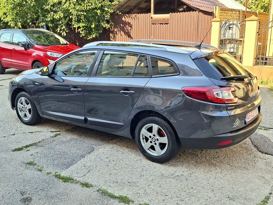 Renault Megane 1.5 Diesel 110 cp 2012 euro5 recent adus
110 Cp,6 trepte. 
Recent adusă
