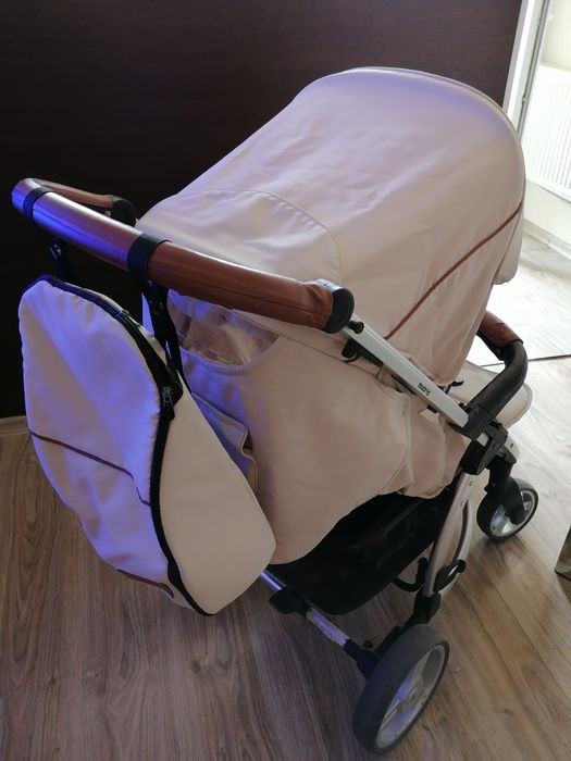 Детска количка kikka boo 3 в 1 части.