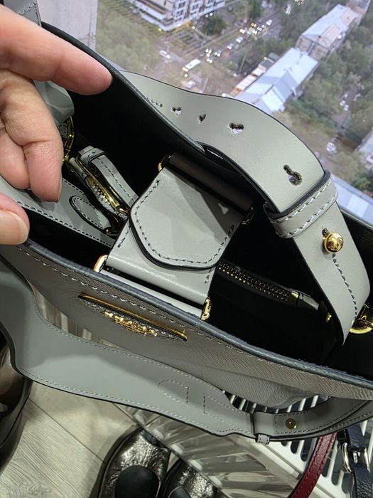 Продам брендовые сумочки PRADA, MICHAEL KORS