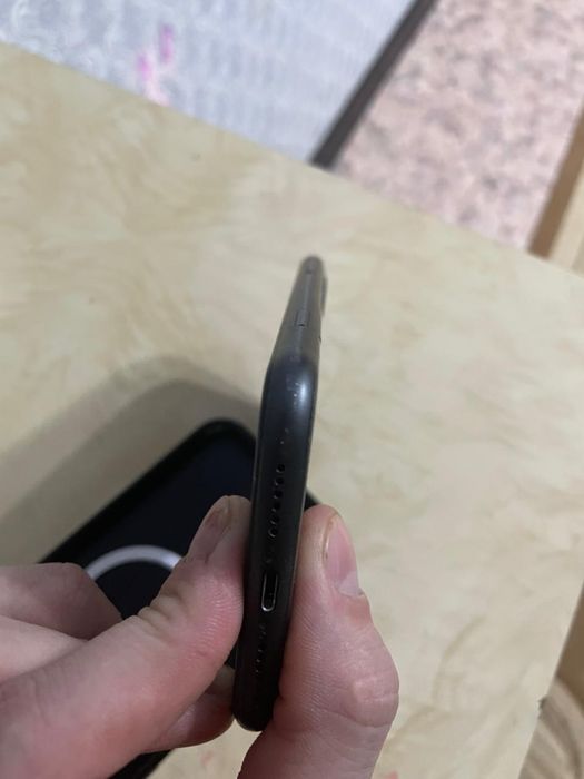 Продам айфон 11 128 гигов