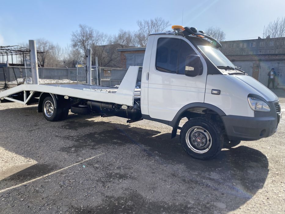 Продам эвакуатор