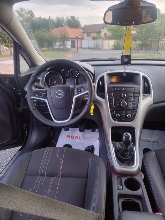 OPEL Astra 2012 — imagine 5