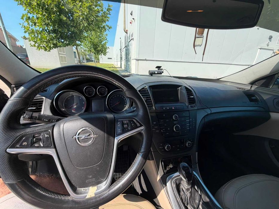 Opel Insignia Sports Tourer, 2010 – 258.664 km