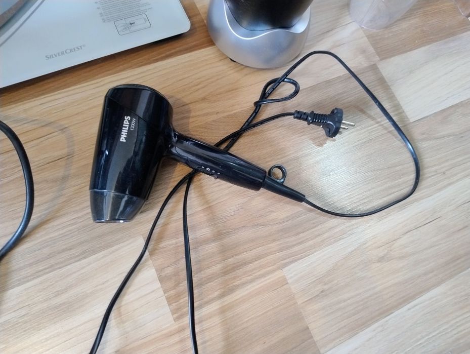 Vand pachet aspirator Rowenta, espressor Delonghi, aparat aburi Karcher SC3