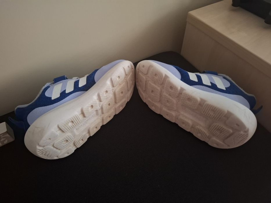 Adidas Маратонки за момче 26.5