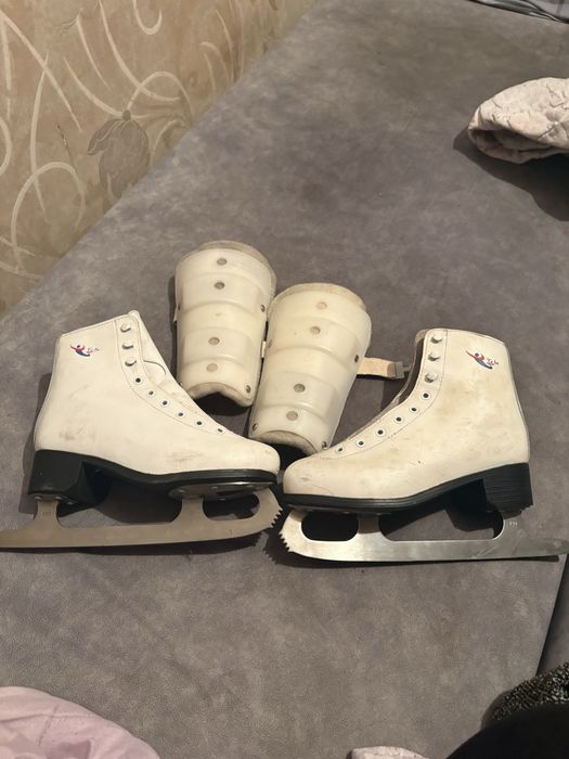 Продам коньки 36 размер
