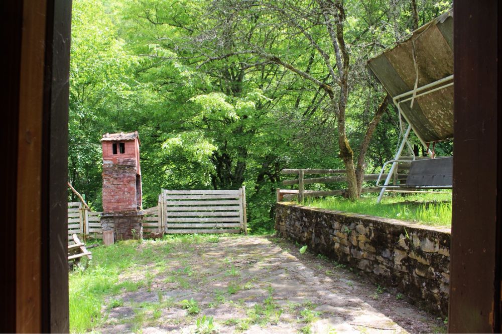 Vand cabana pe Valea Sebesului