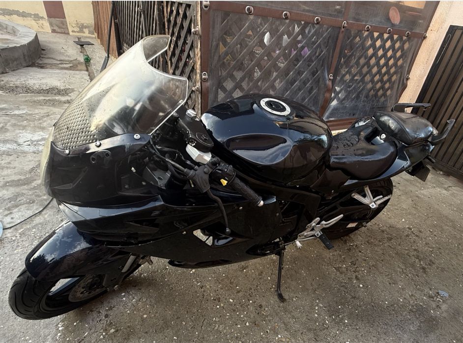 Hyosung gt r125 comet 2010