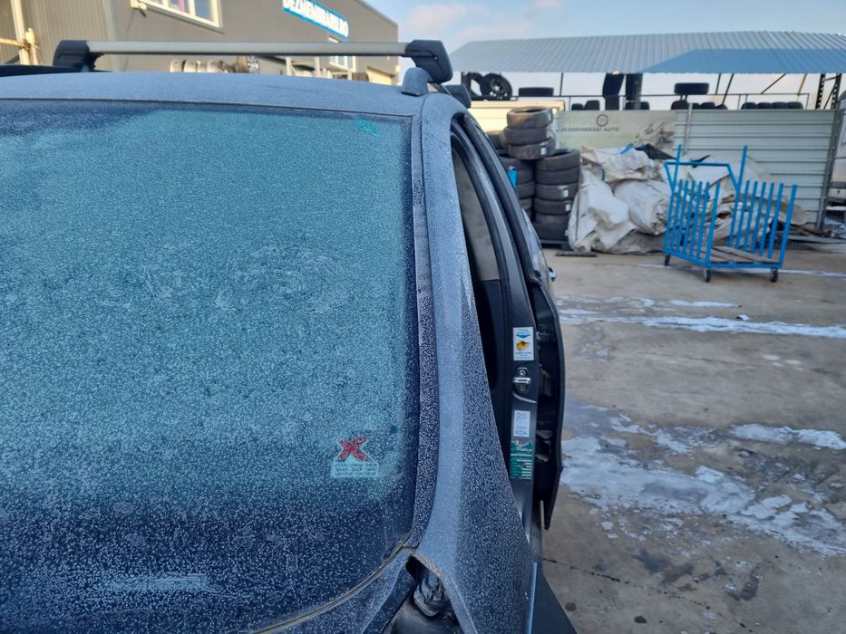 Cheder parbriz stanga Volkswagen Passat B6 Variant (3C5) [Fabr 2005-20