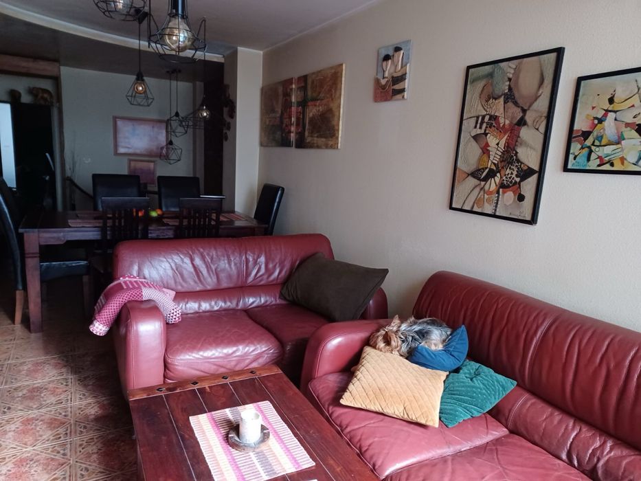 Два дивана от естествена кожа-телешки бокс