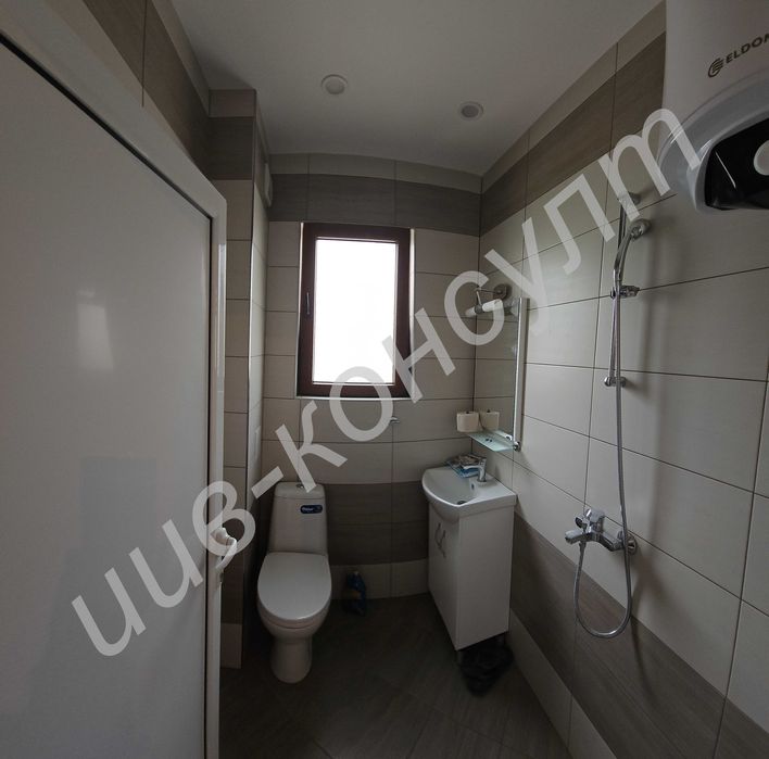 Етаж от къща след основен ремонт, гр. Дебелец