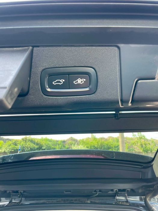 VOLVO XC60 2020 — imagine 4