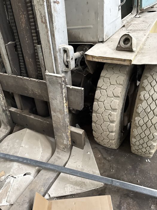 Кара 5 тон львовский сотилади Бензин  балонла яхши газ 52 матор