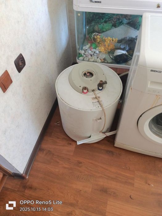 Продаётся Аристон 50 литров