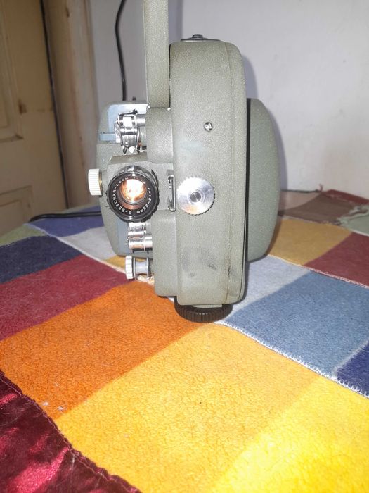 Proiector Vintage - Revue 8mm Japonez