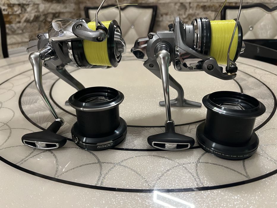 Vand doua mulinete shimano ultegra 5500 xsd