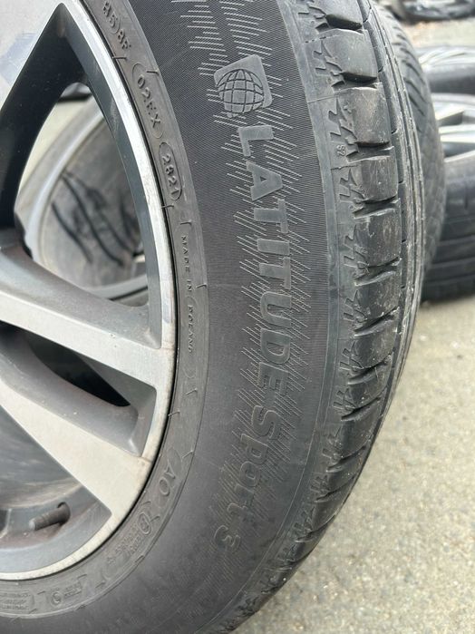 Продавам 4 бр. летни гуми Michelin Latitude Sport 235/55/19 DOT 2821.
