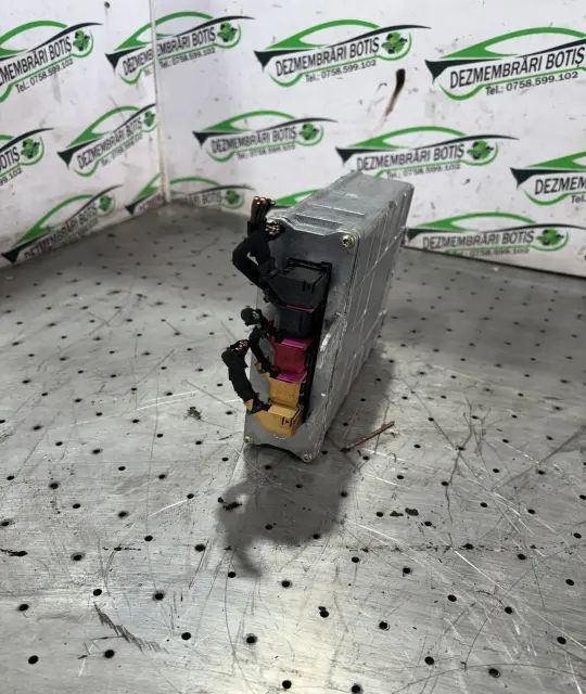 Calculator motor ECU 8D0 907 557 B Audi A4 1996 1.6 MT (101 hp)