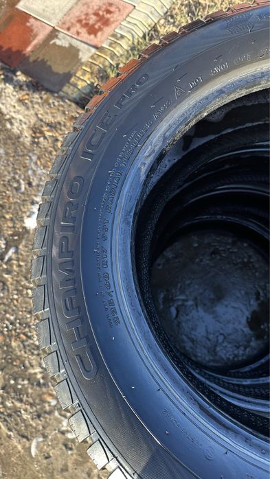 Продам зимние шины 225/60/R17