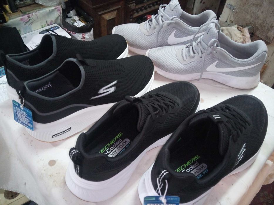 Vand încălțăminte sport cu talpă ortopedica