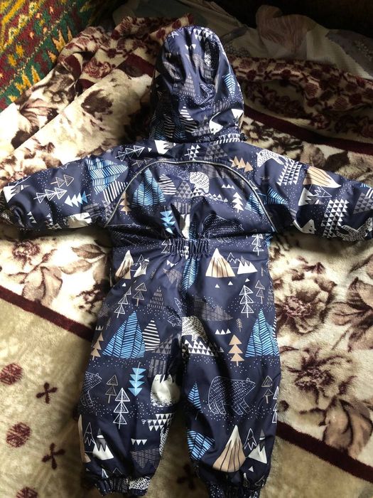 Зимние детские комбинезоны