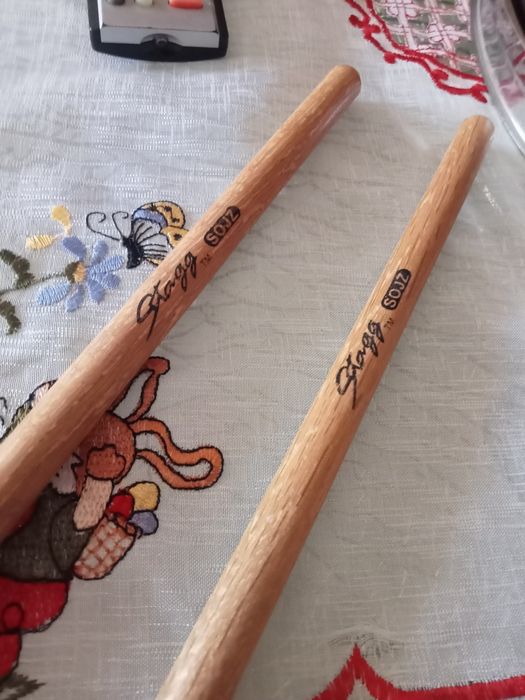 Vând toba  muzicala