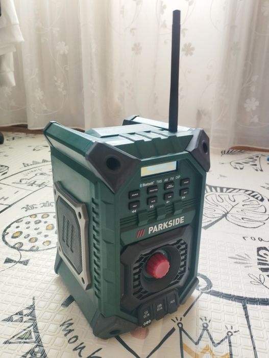 Boxa santier cu radio Parkside 12V/20V