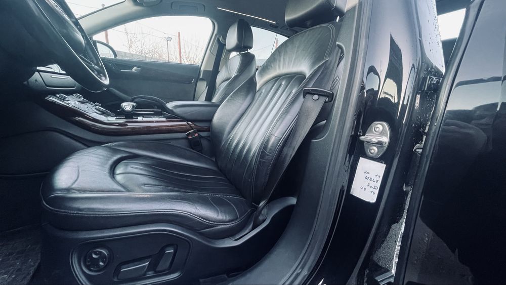 Автомобиль Ауди А8 лонг D4 кузов