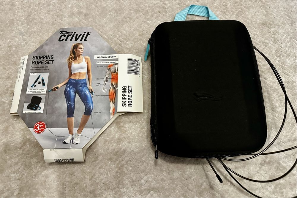 Coarda de sarit Crivit cu greutati detasabile pentru manere