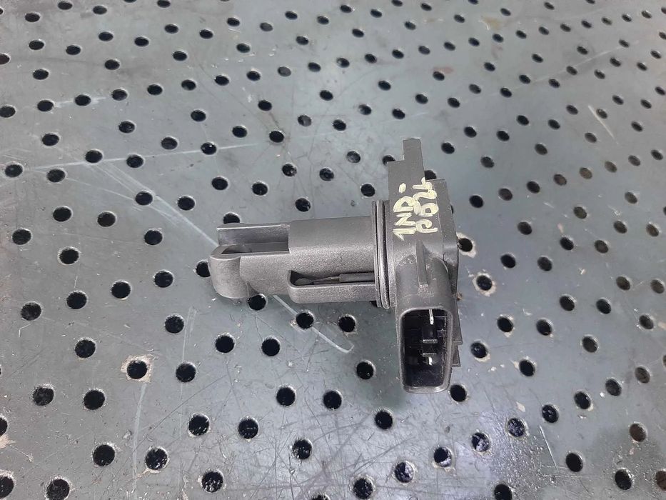 debitmetru toyota yaris p1 p2 1.4 d 1nd-p52l  22204-0n010