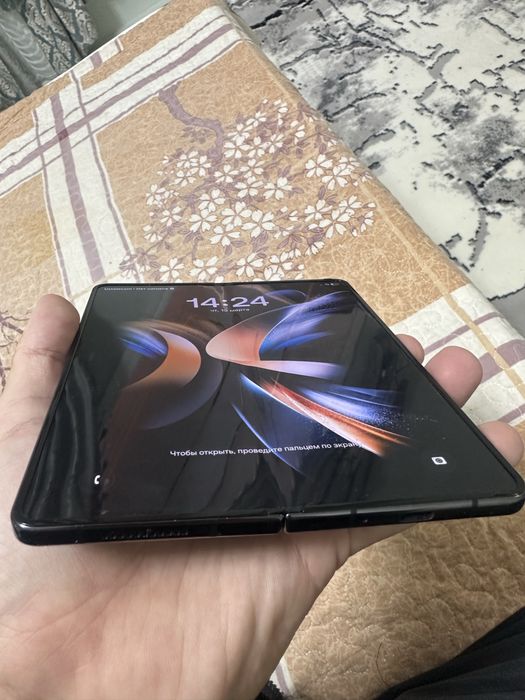 Samsung Z fold 4  256