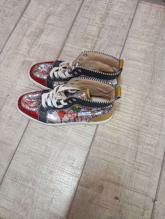 Vând Christian louboutin Nr 41