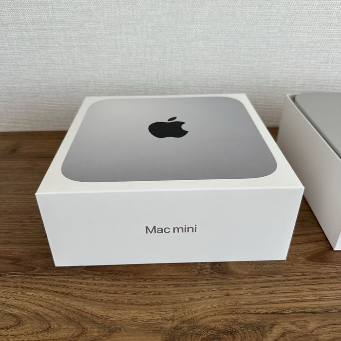 Продам Mac mini 2020