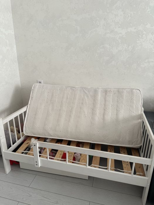 Продам детскую кровать