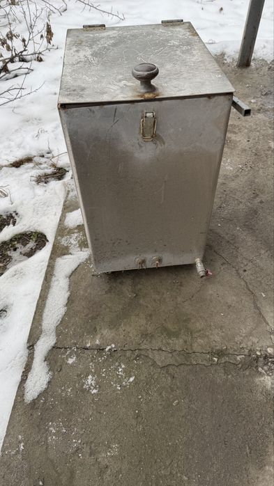 Дым аппарат . Тяжелый дым ( с льдом ) сухой лед