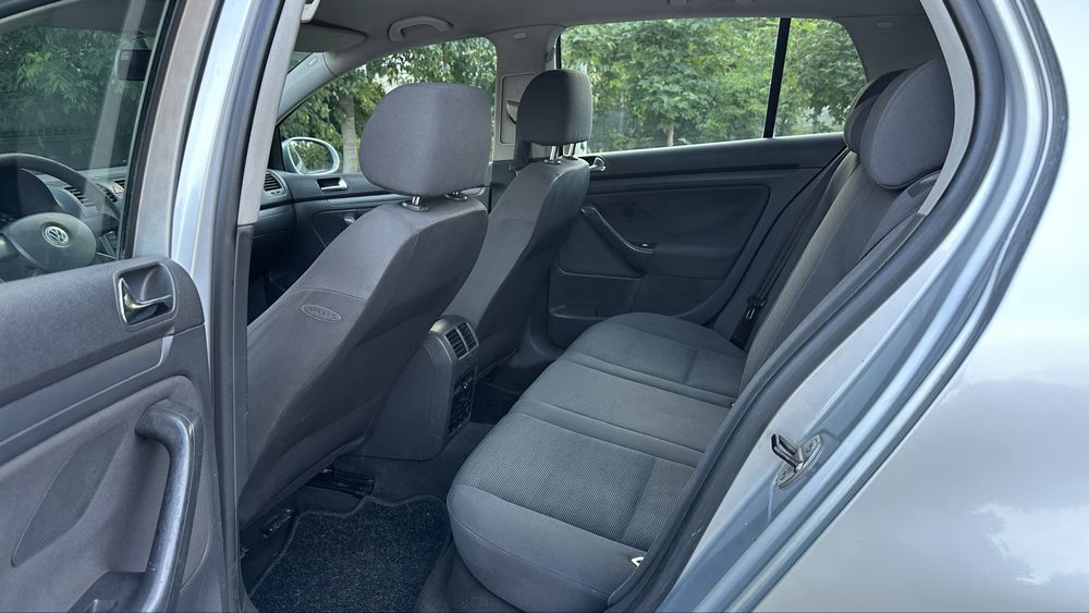 VOLKSWAGEN Golf 2006 — imagine 5