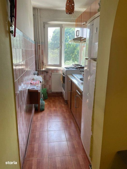Apartament 2 camere ,zona Nord -Intrarea Polux