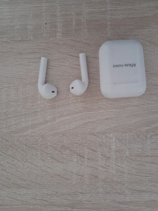 Продам наушники air ports