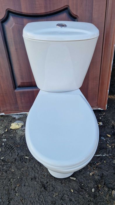 Продается унитаз