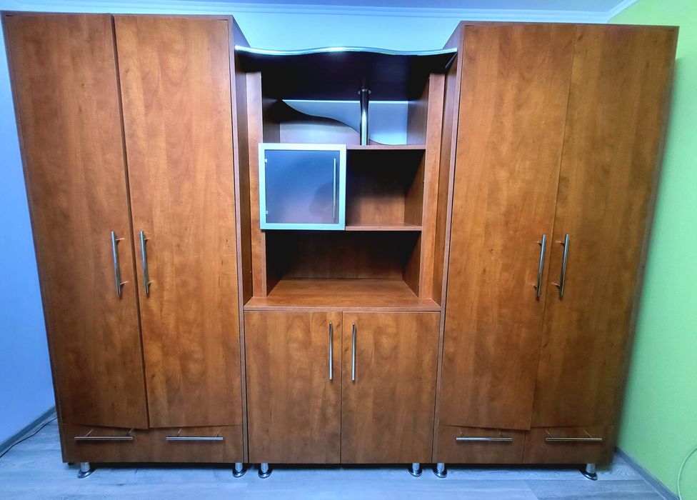 Mobila cameră cu comodă tv