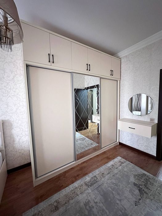 Квартира продаётся Чиланзар 2 квартал 2/4/4 меб тех Бунёдкор стадион