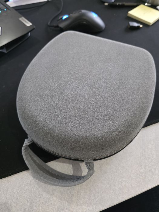 Casti Bang & Olufsen Beoplay Portal