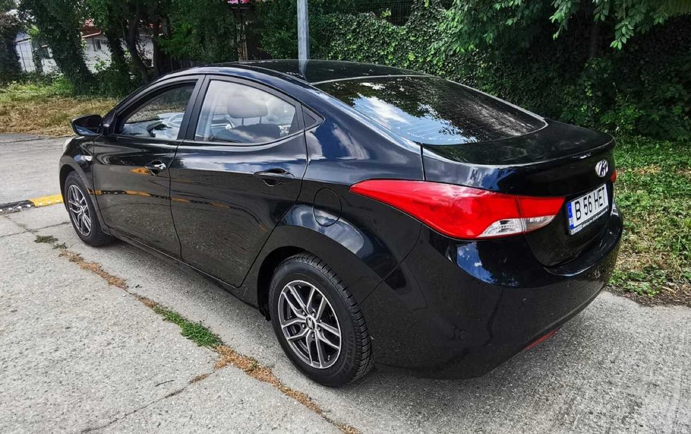 HYUNDAI Elantra 2014 — imagine 4